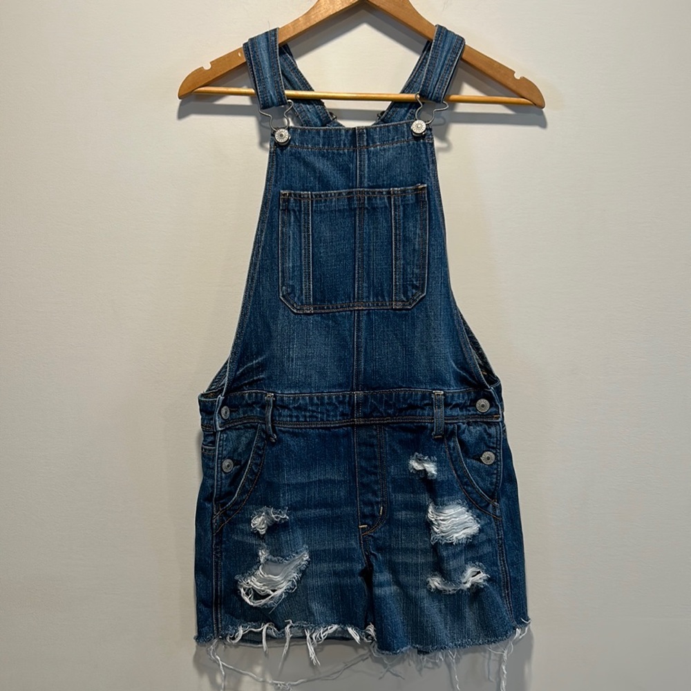 American Eagle tomgirl denim shortalls